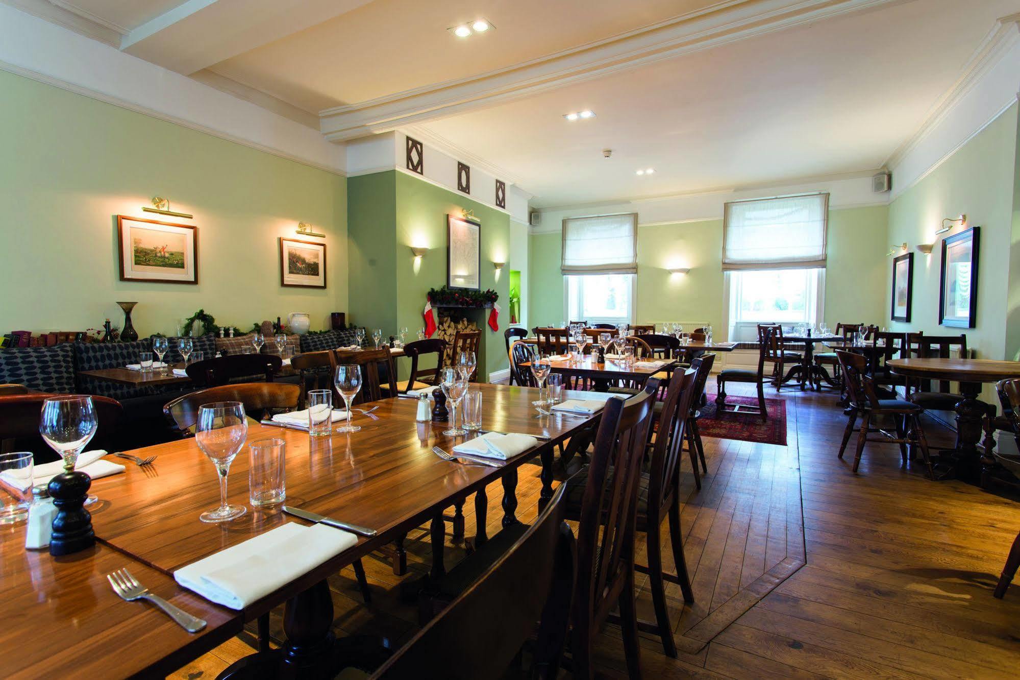 The Golden Lion At Settle Hotel Luaran gambar