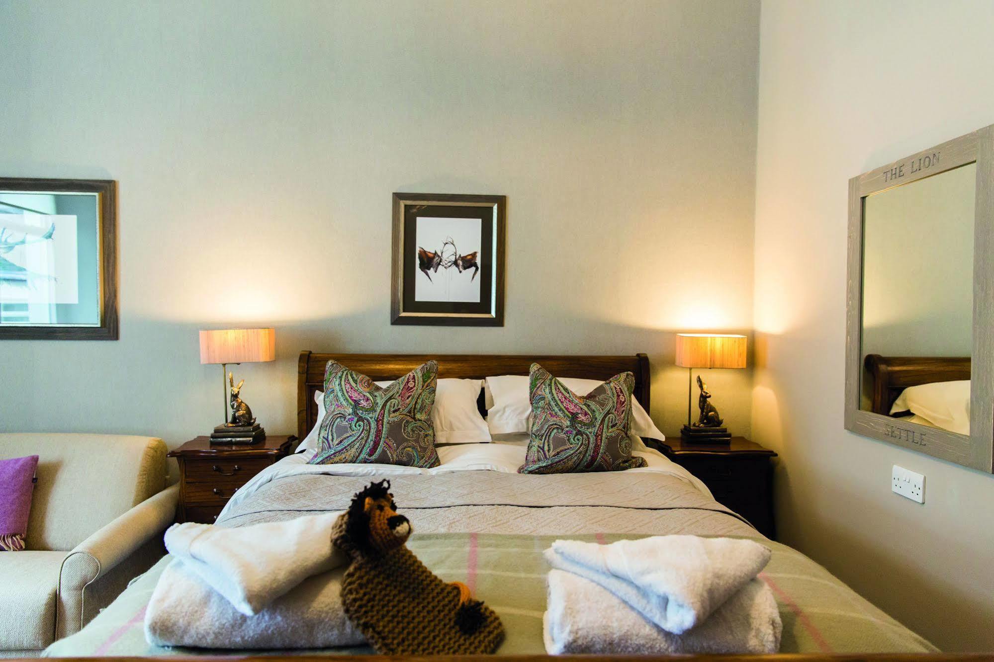 The Golden Lion At Settle Hotel Luaran gambar